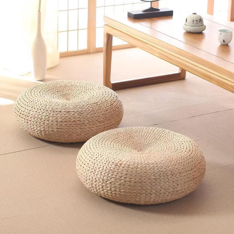 Tatami Mat Rush - เบาะรองนั่งพื้นทำมือจากวัสดุธรรมชาติ แบบเสื่อทาทามิ สำหรับนั่งสมาธิ โยคะ เฟอร์นิเจอร์ตกแต่งบ้านสไตล์โบโฮ หมอนอิงสำหรับพื้น